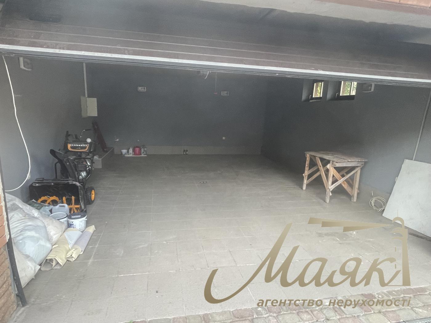 Оренда будинку Пуща Лісова, Мощун, закрите містечко з Лісом та Озером