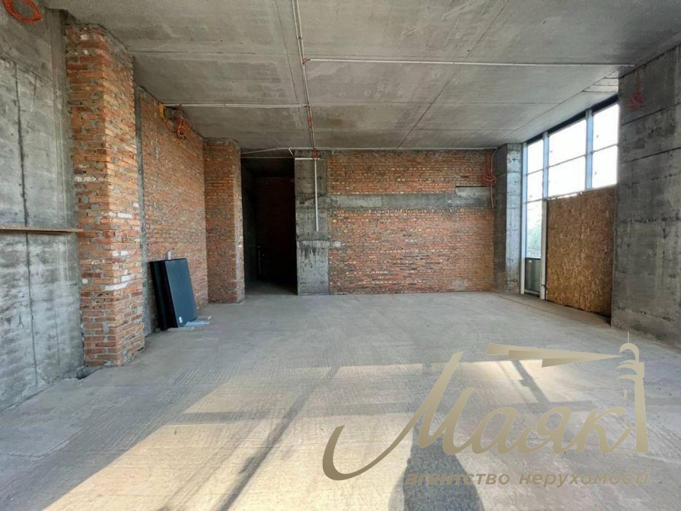 For sale front commercial premises LCD Novopecherskie Lipki, Verkhoglyada street (Dragomirov)