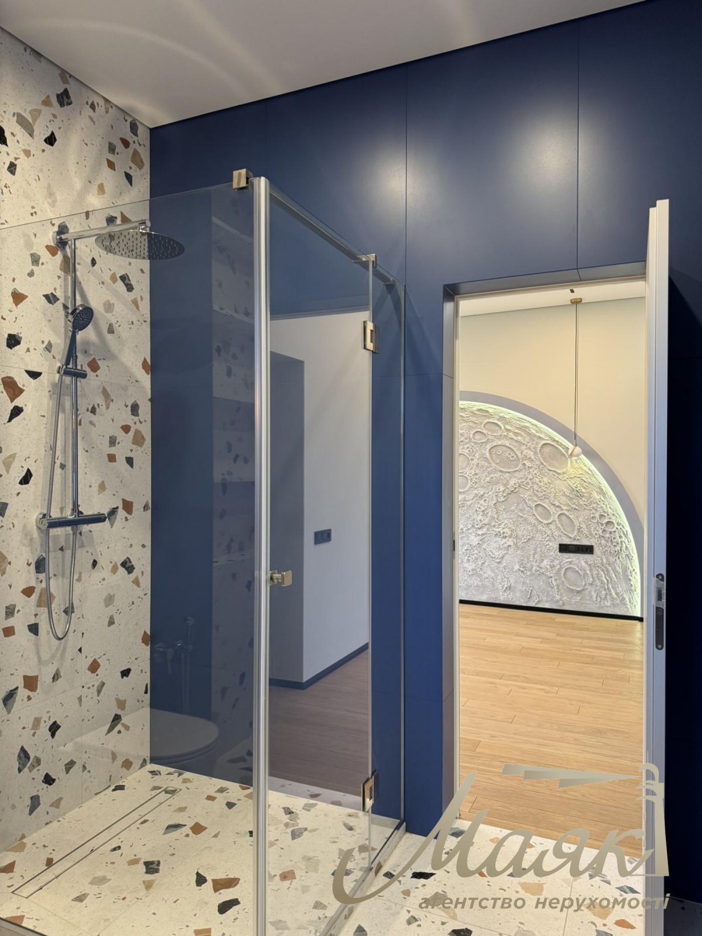 Продажа дома 286 м2  в с.Ходосовка КГ ВИТАГРАД