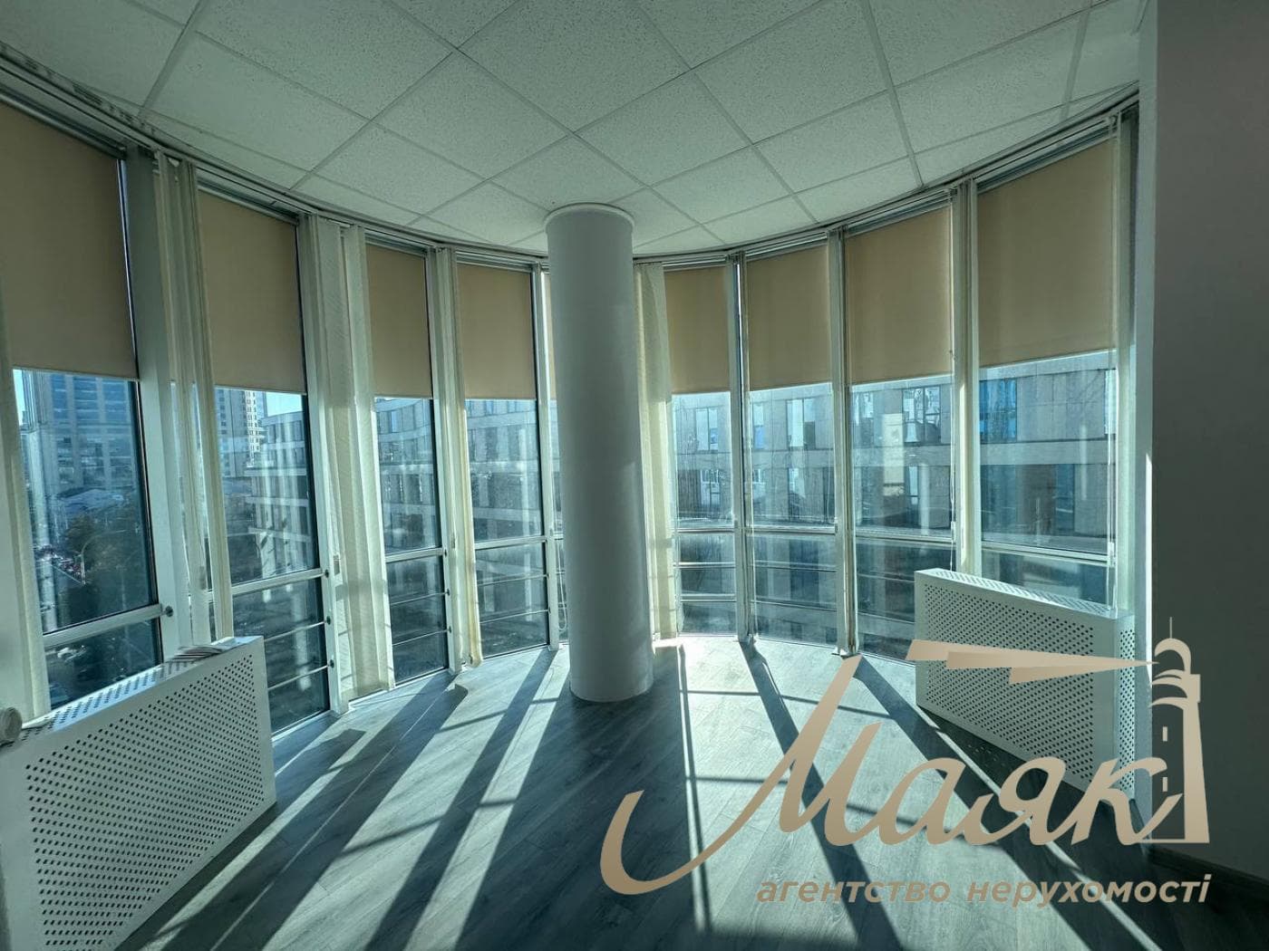 Оренда офісу площею 500 м² на провулку Крестовому, 2, Арсенальна.