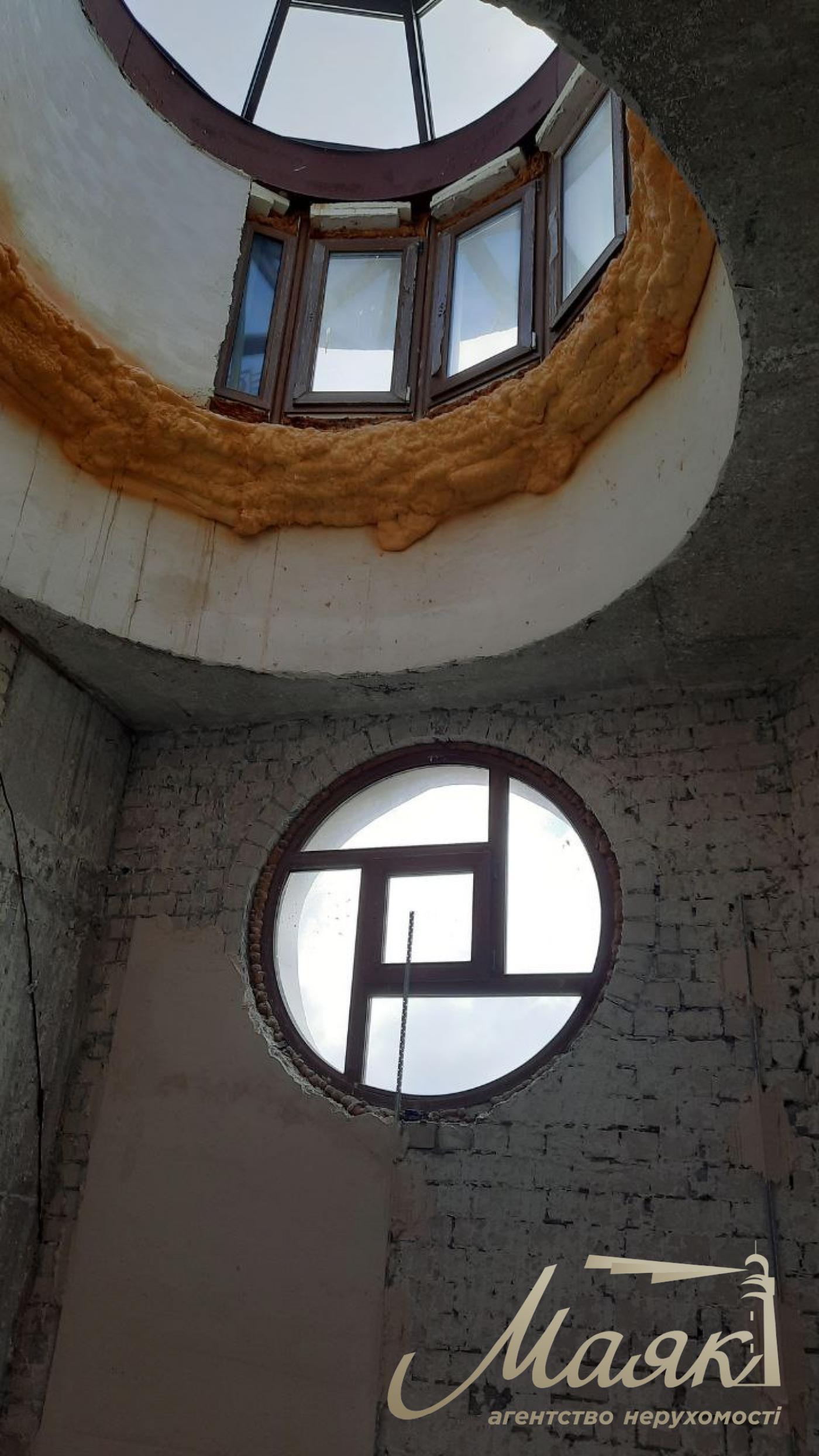 Sale of a view apartment in the residential complex "Fundukleevsky", Bohdan Khmelnitsky street