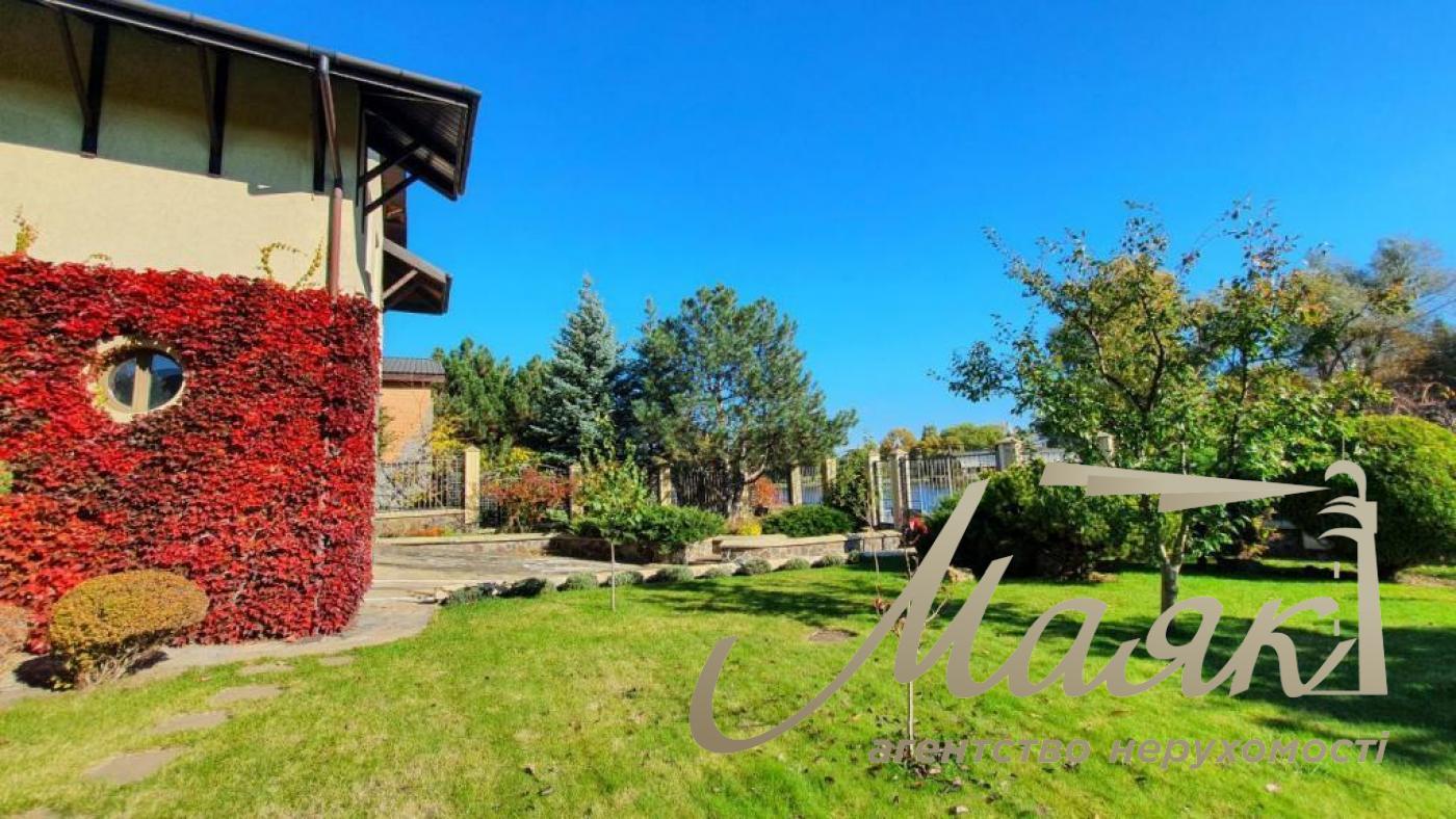 Sale of house 700m2 Kozin