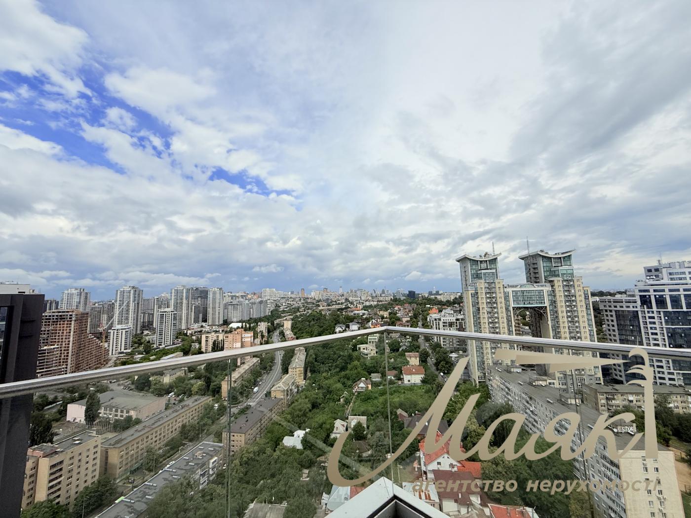 Продажа видового пентхауса/квартиры в самом центре столицы 186м2 в ЖК Edelweiss House,  Зверинецкая, Печерск, Киев