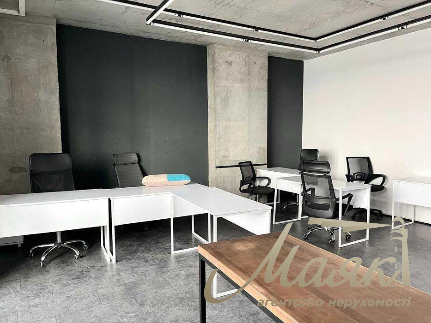 Аренда офиса 327 м.кв. Панорама на Печерске, ул. Коновальца