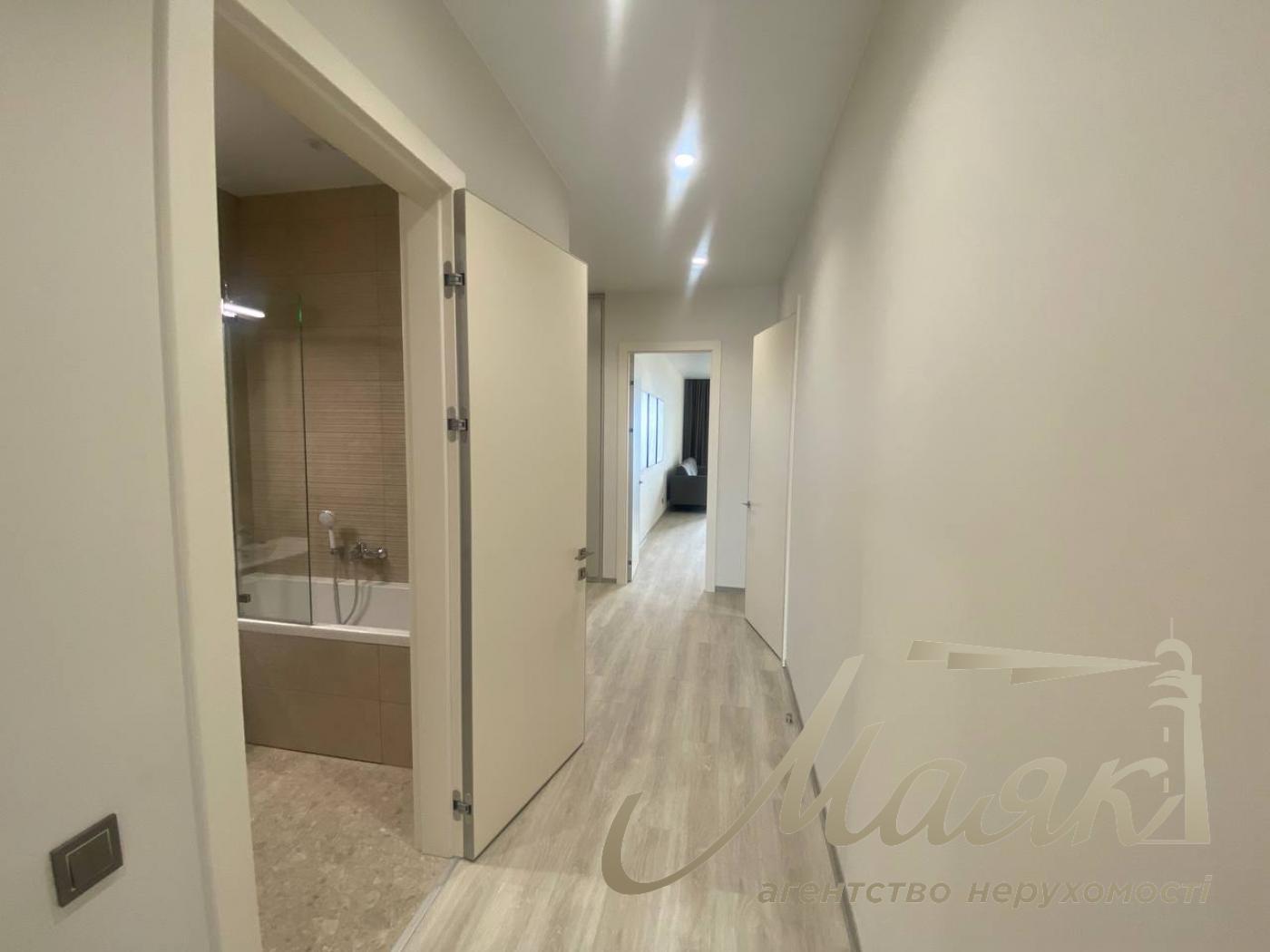 Rent of a 3-room apartment in the Atlantic residential complex at 118 Antonovich Street.