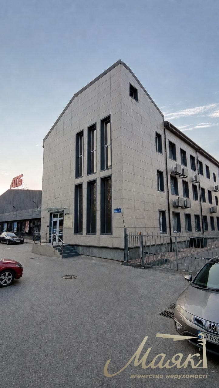 Продаж земельної ділянки (930 м²) за адресою: вул. Г. Шаповала, 10, Солом'янський район