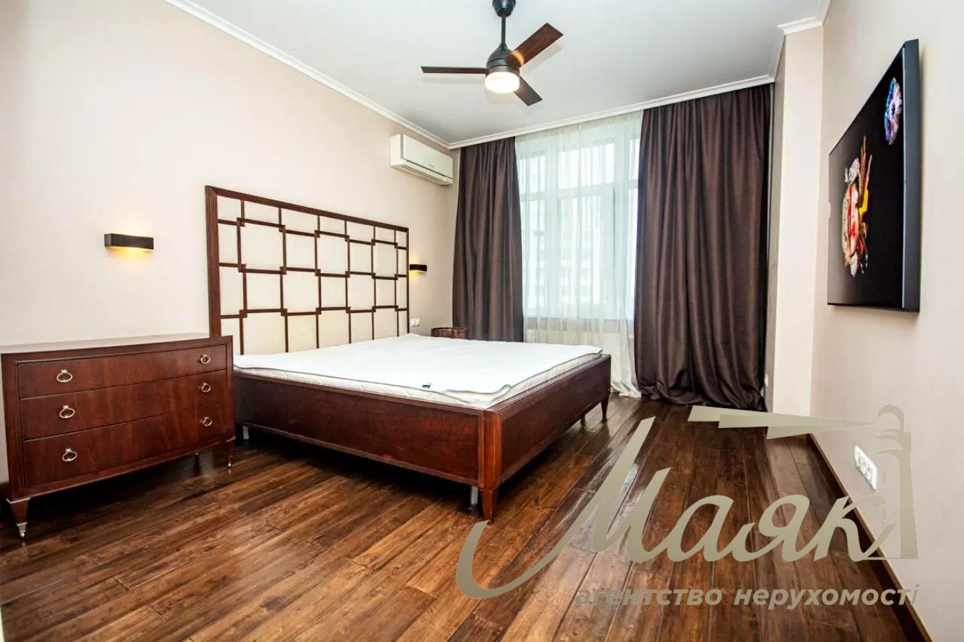 Продаж квартири 80м2 в ЖК Новопечерські Липки, вул. Верхогляда (Драгомирова), 16, Печерський район