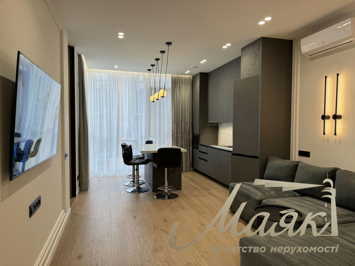 Продажа 3х-комнатной квартиры 81м2 в ЖК "Французский квартал 2" с ремонтом, Предславинская 44, Печерск