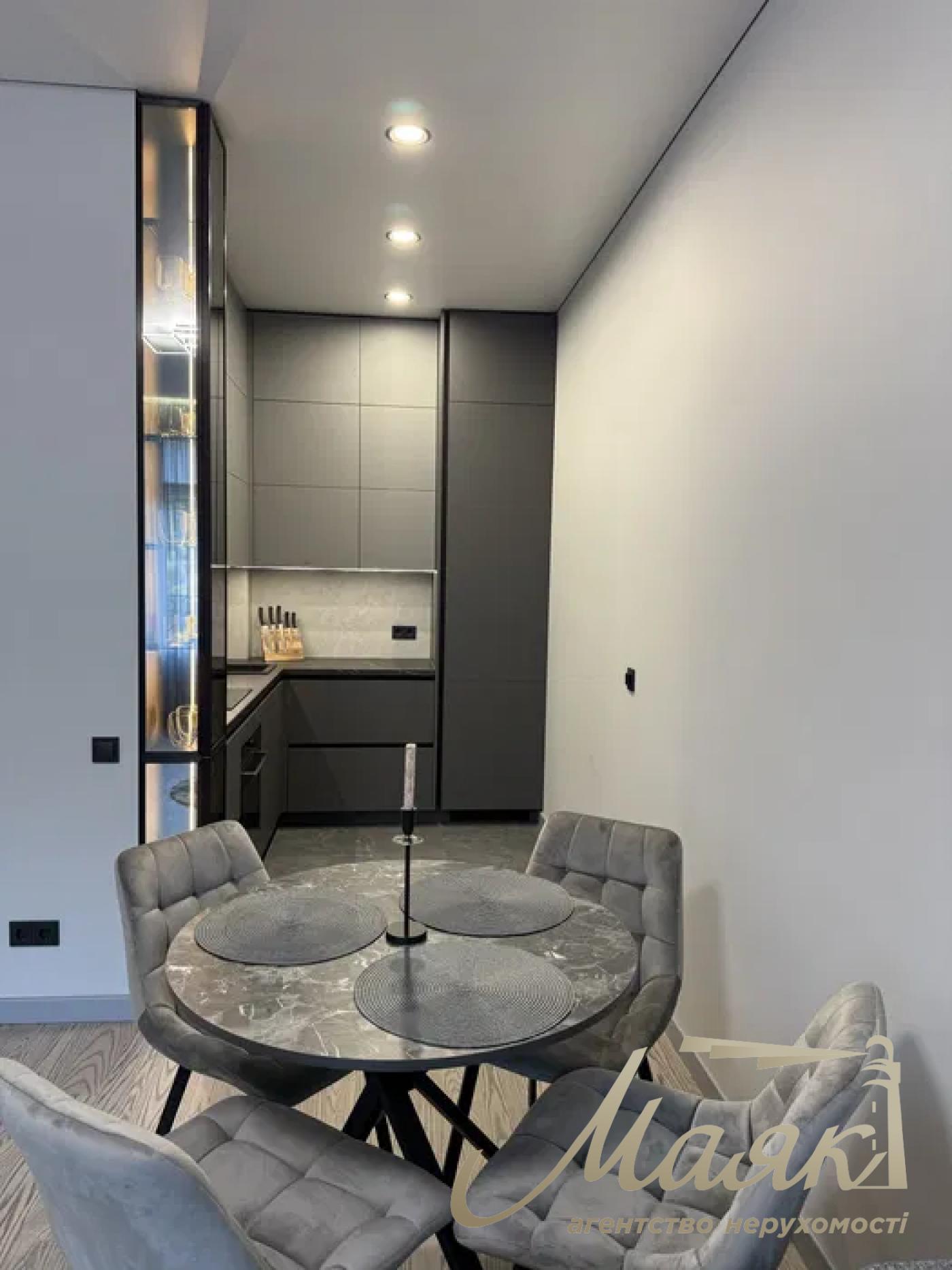 Аренда 1-к квартиры ЖК «52 Жемчужина» (Pechersk Plaza), Печерськ