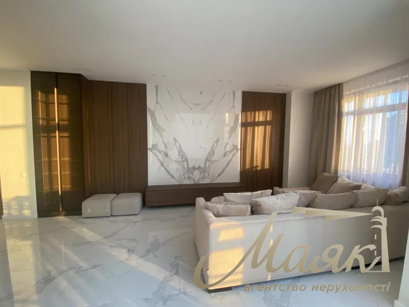 Rent duplex penthouse LCD Fundukleevsky, Bogdan Khmelnitsky str.