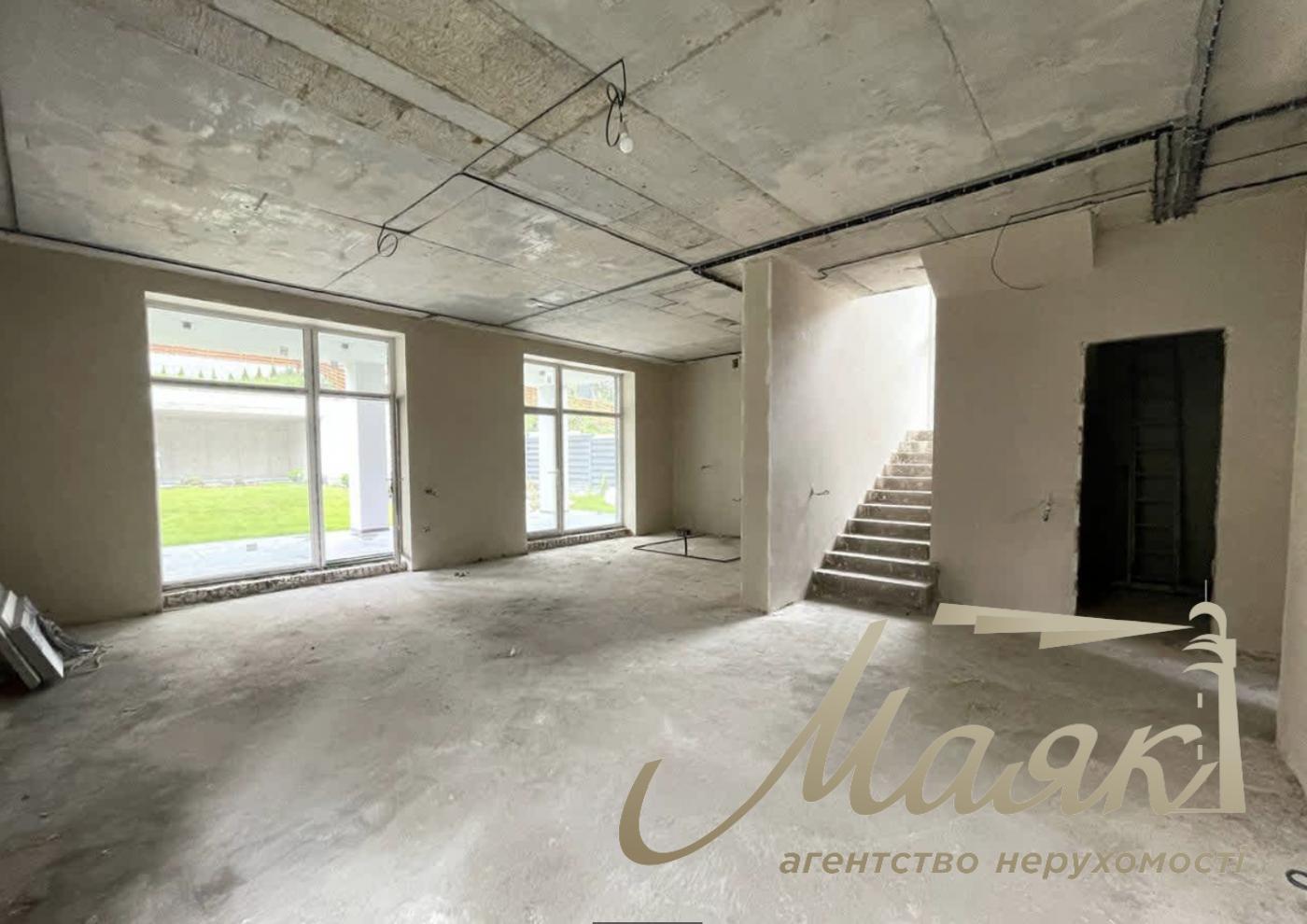 Продаж 2-х поверхового будинку 300м2 в КМ "Нова Ходосівка", Києво-Святошинський район