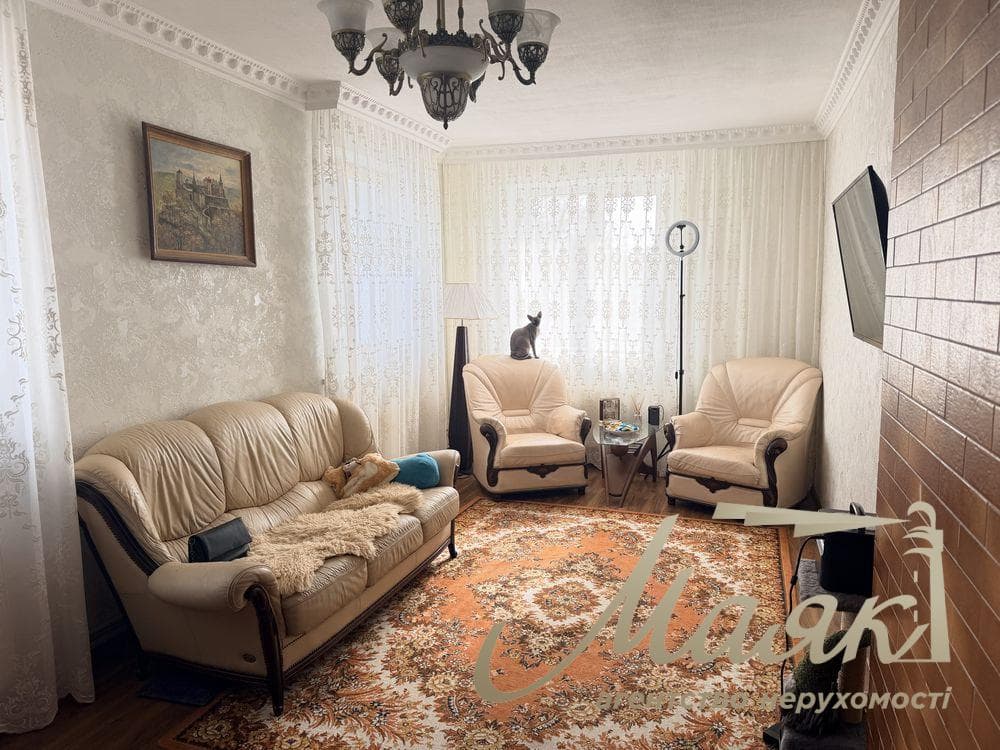 Продажа дома 150 м², 7 соток, 2 спальни, гостевая комната, автономное отопление, с. Подгорци/Романков, Киевская область, Обуховское направление.