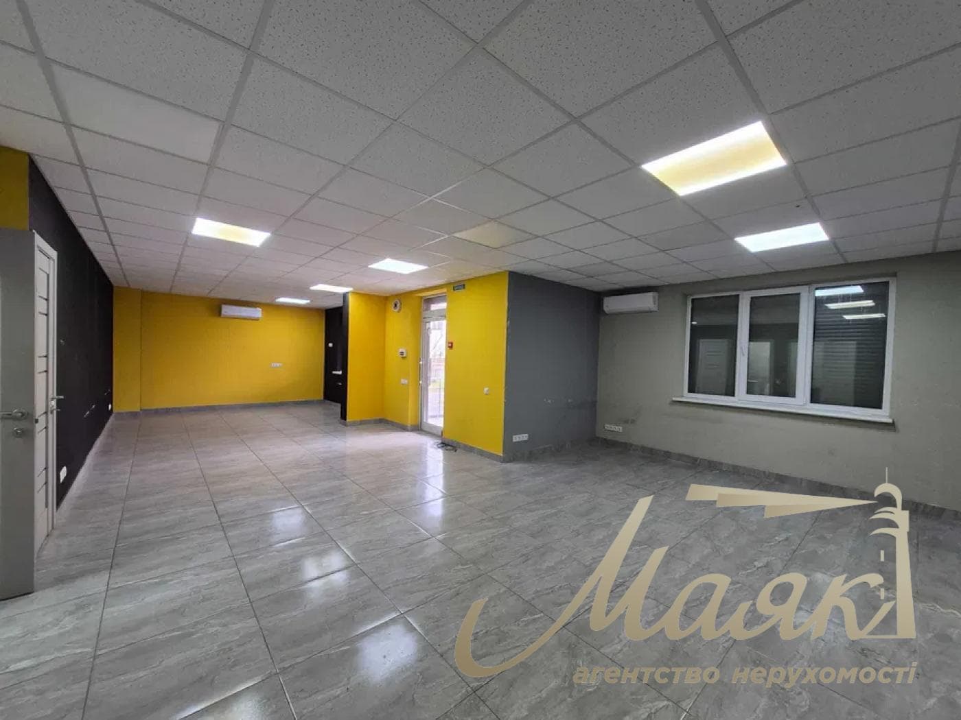 Аренда фасадного помещения 63м2 в ЖК Нивки Парк, пр.Берестейский 67-Г.