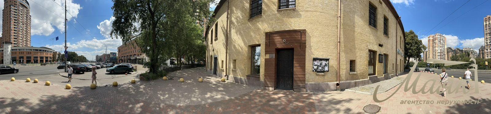 Rent of facade commercial premises m.Pecherskaya 200-600m2