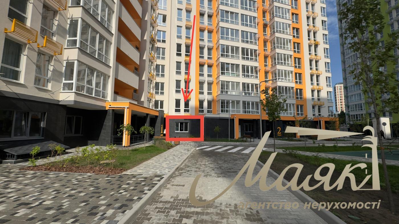 Аренда фасадного помещения 90 м2 в ЖК Нивки Парк