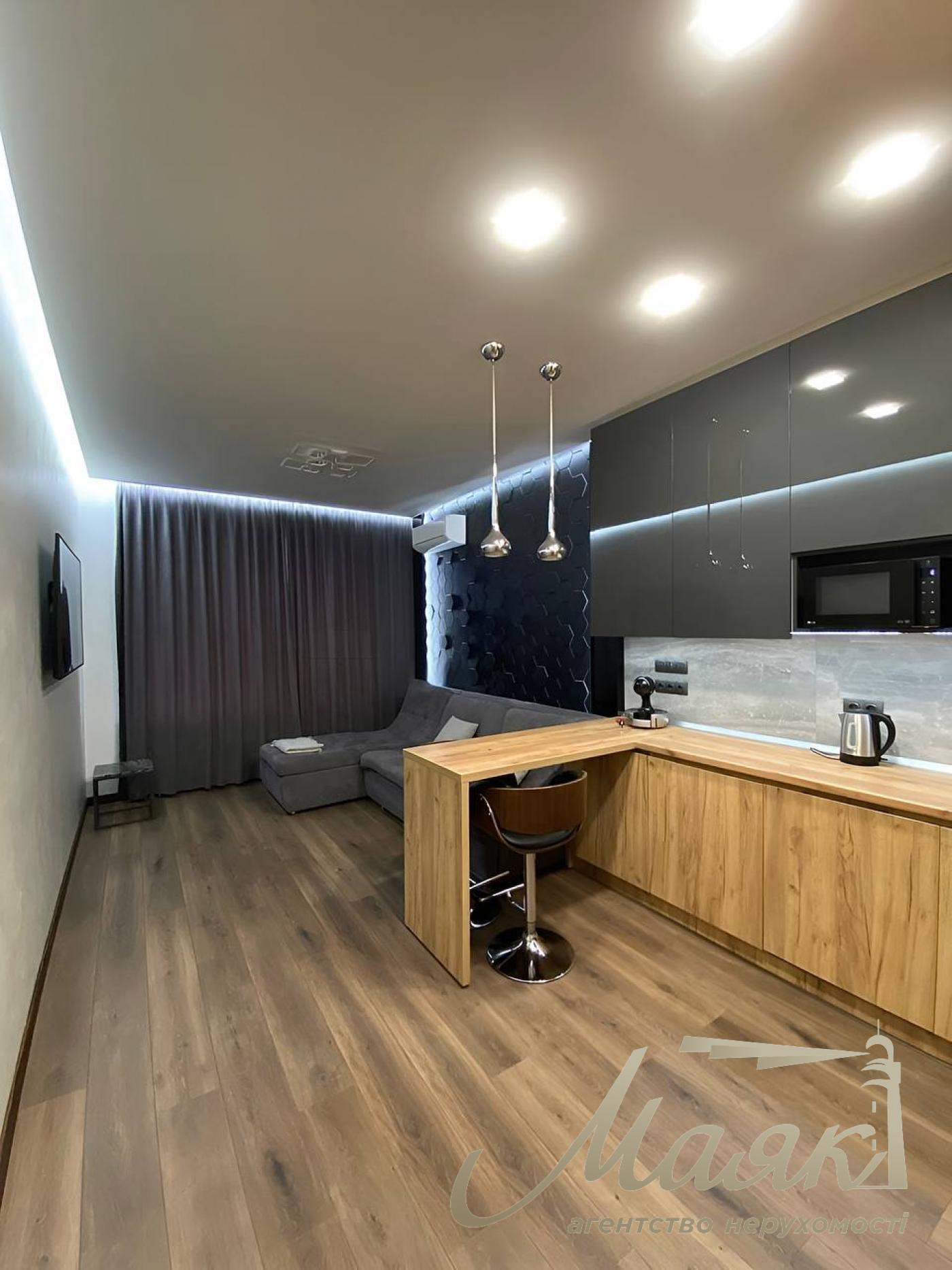 Rent 1-bedroom apartment 50m2 LCD TETRIS HALL Delovaya street, 1/2