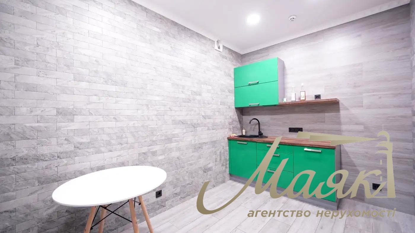 Оренда офісу (182 м²) на вул. Велика Васильківська, 72
