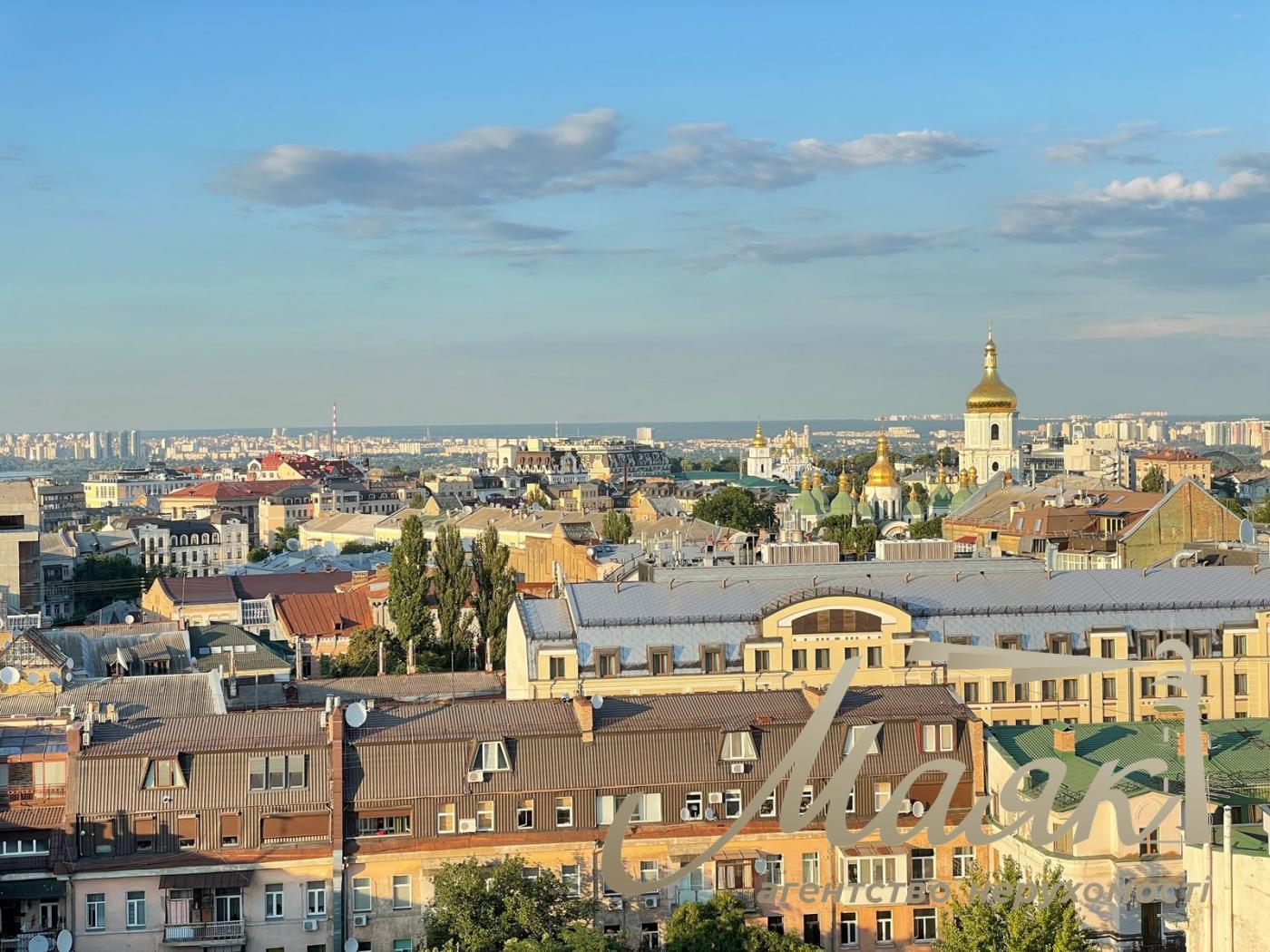 Продаж 2х рівневої квартира ЖК "Да Вінчі" вул. Гончара Олеся. Гончара Олеся