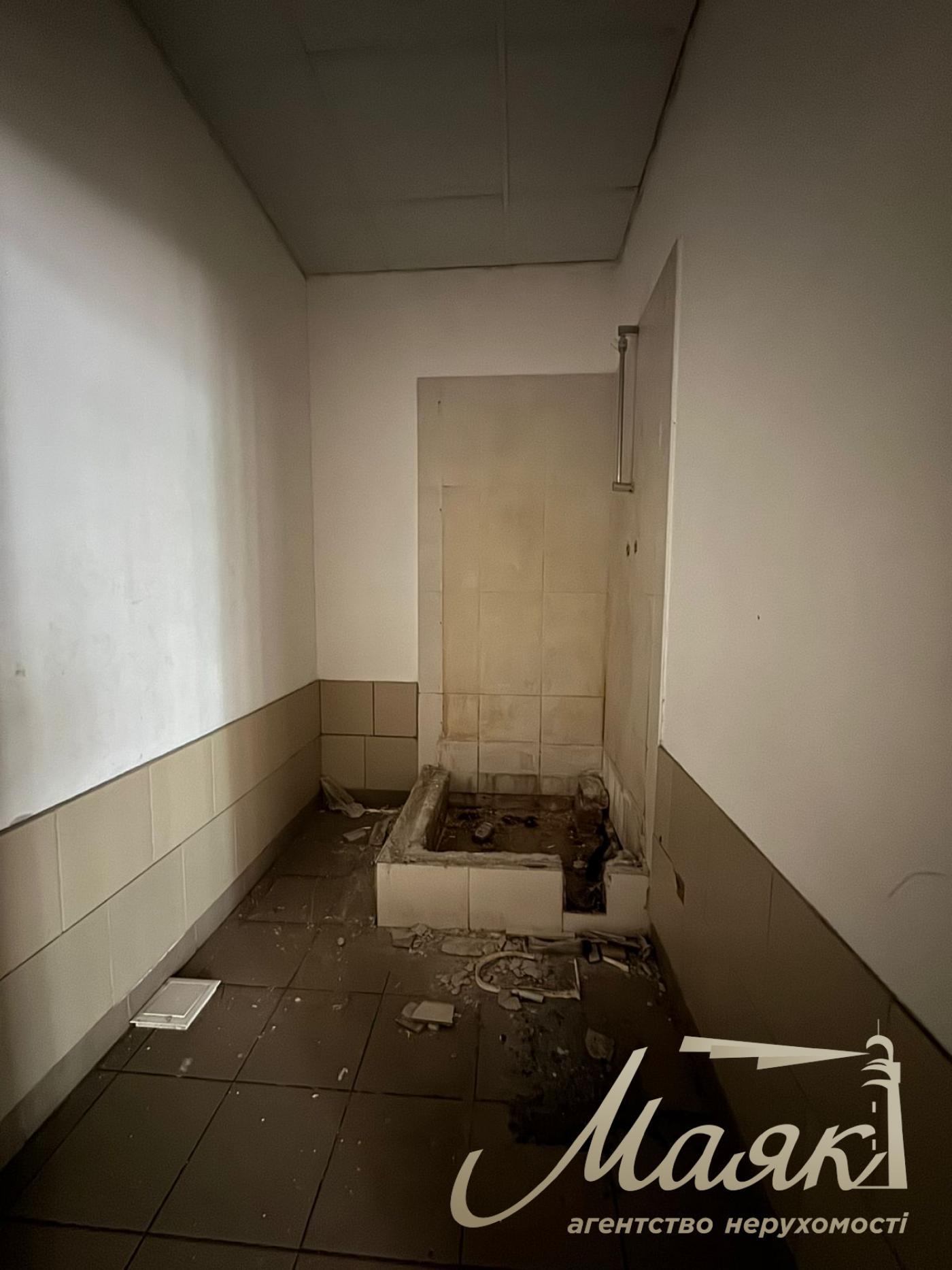 Продаж фасаду 151м2, Новопечерські Липки, Верхогляда, 20А