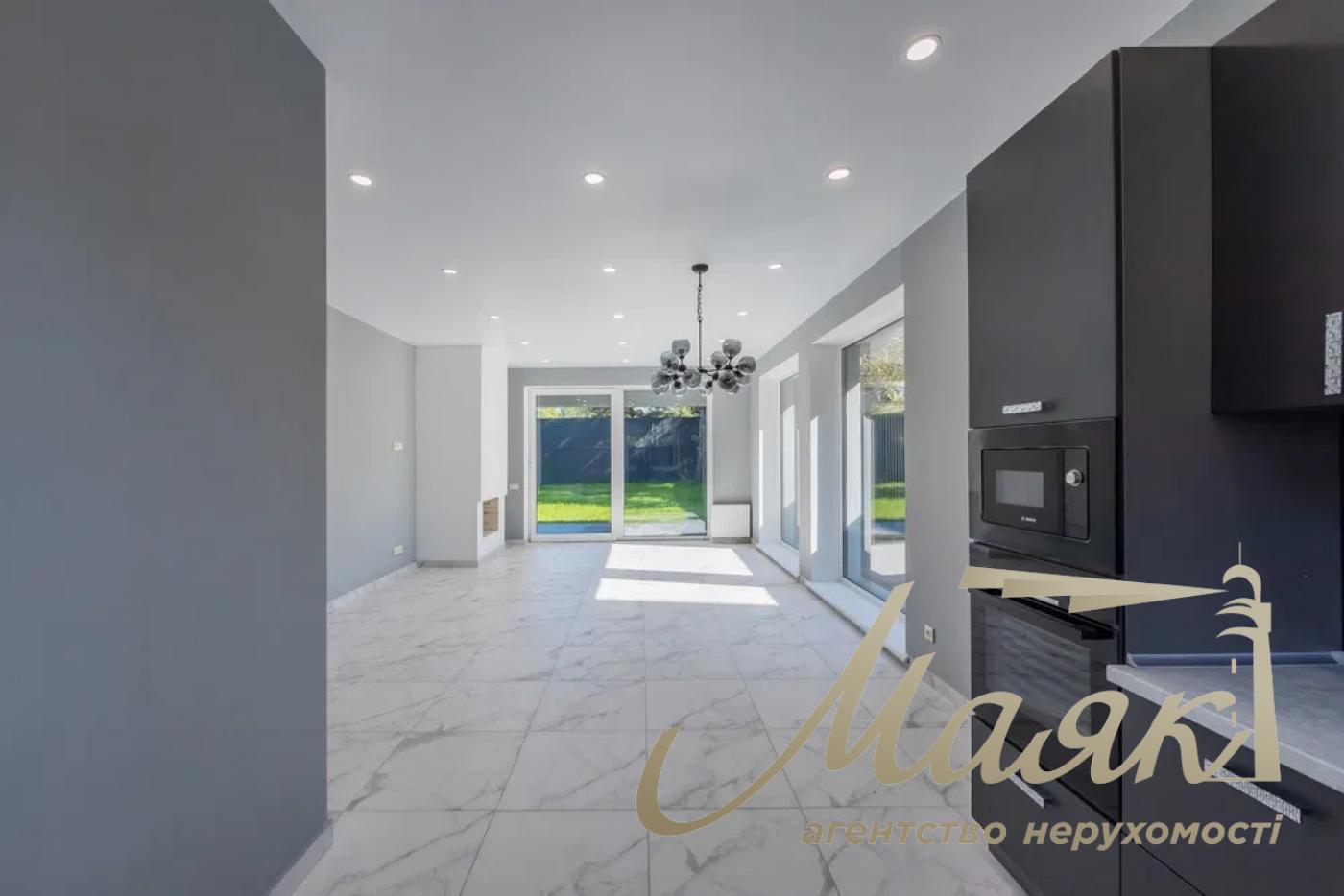 Sale of house in Kozin