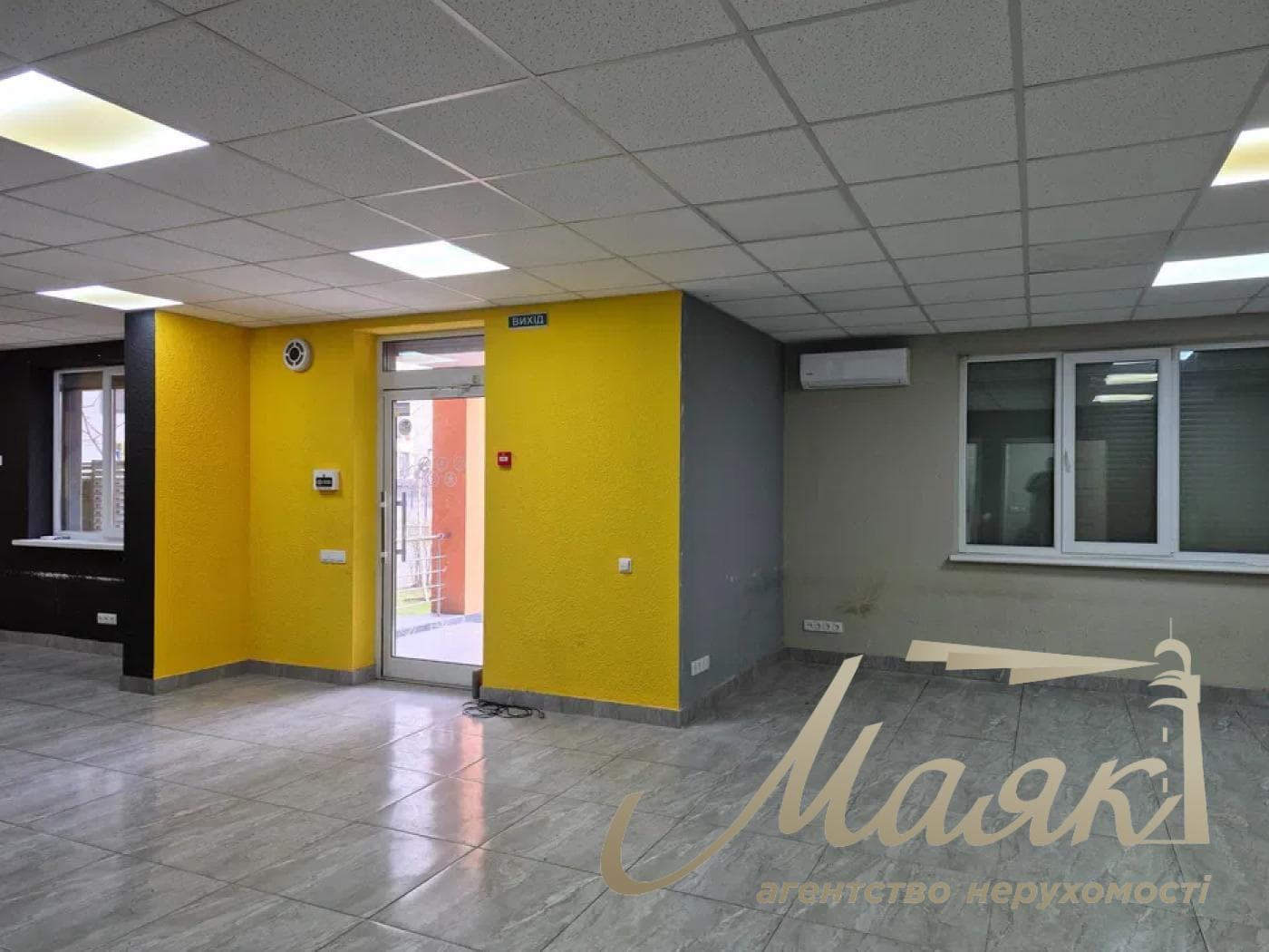 Аренда фасадного помещения 63м2 в ЖК Нивки Парк, пр.Берестейский 67-Г.