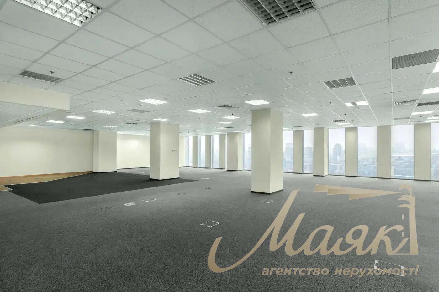 Оренда офісу 470м2 у БЦ вул.Амосова 12, Солом'янський район.