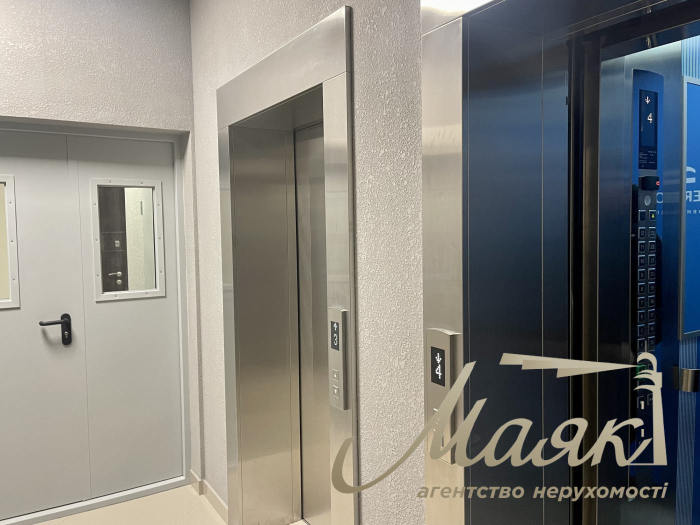 Продаж видової 3к квартири в ЖК "Ріверстоун", Дніпровська Набережна