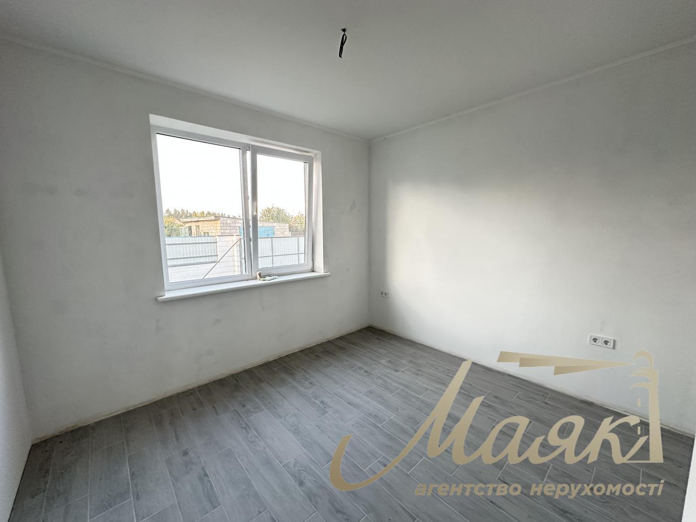 Sale 90m2 Duplex, Starye Petrovtsy, Zhovtneva st.