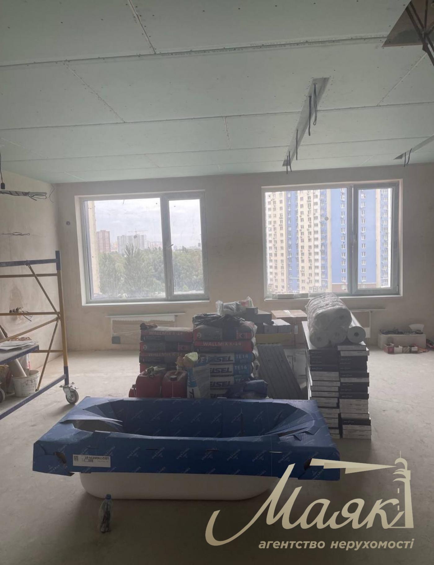 Продаж дворівневої 3к квартири 92 м² ЖК Метрополіс, вул. Академіка Заболотного, Теремки