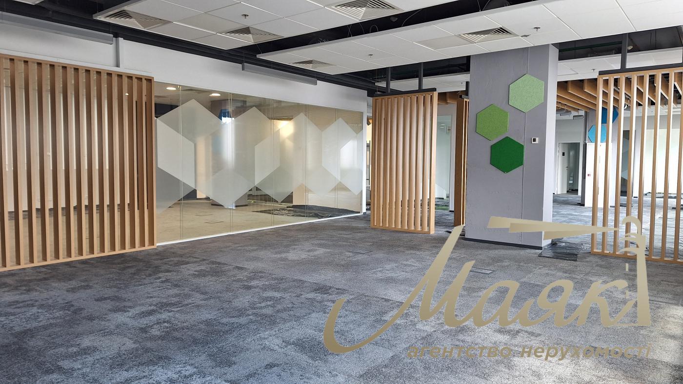 Оренда офісу 636м2 у БЦ Сенатор, Печерський район.
