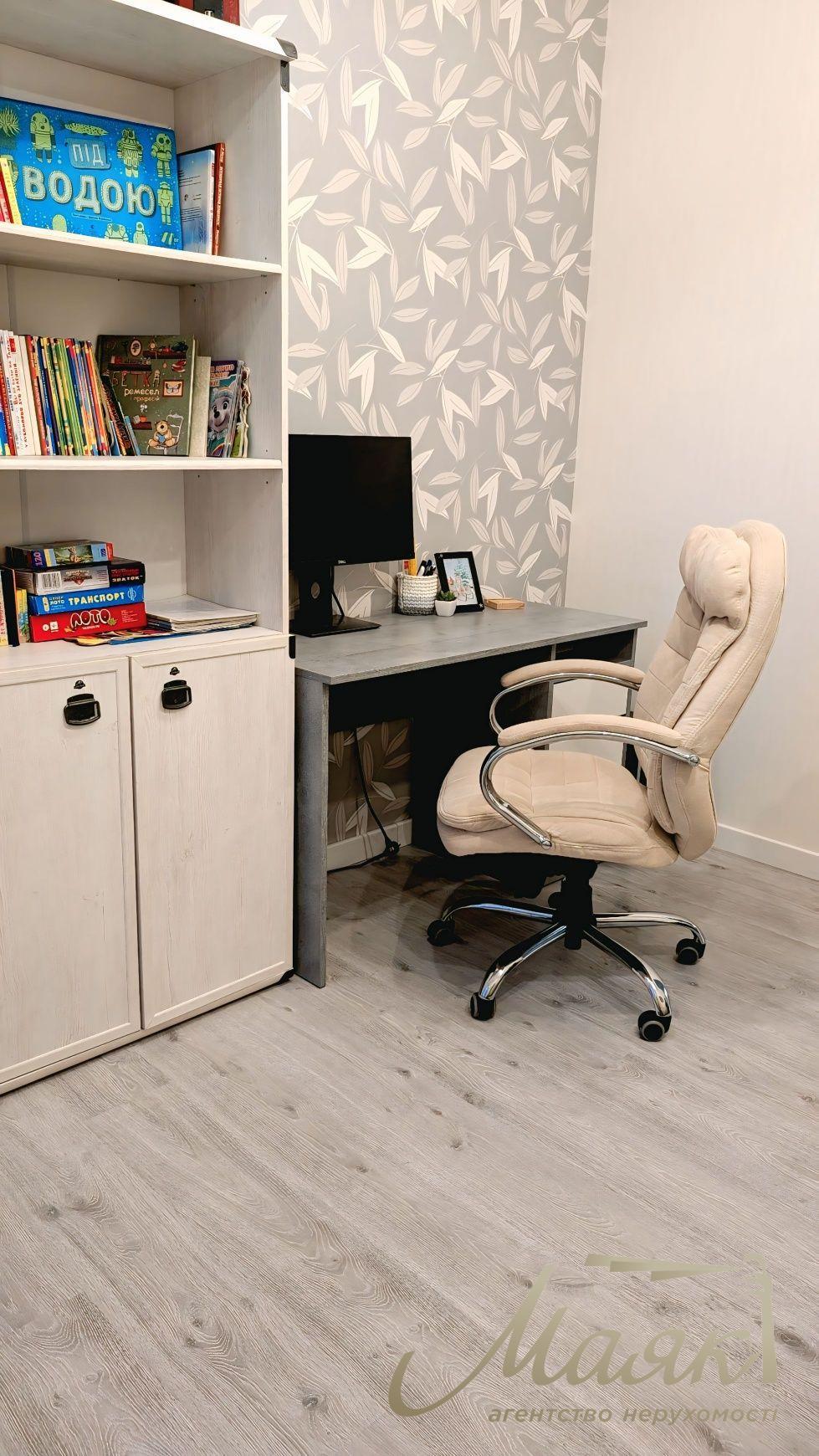 Продаж дуплексу 135м2 з ремонтом і меблями в центрі Петропавлівської Борщагівки