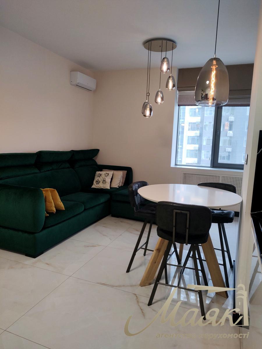 Оренда 3-кімнатної квартири в ЖК РіверСтоун, Трускавецька вул., 10-Г