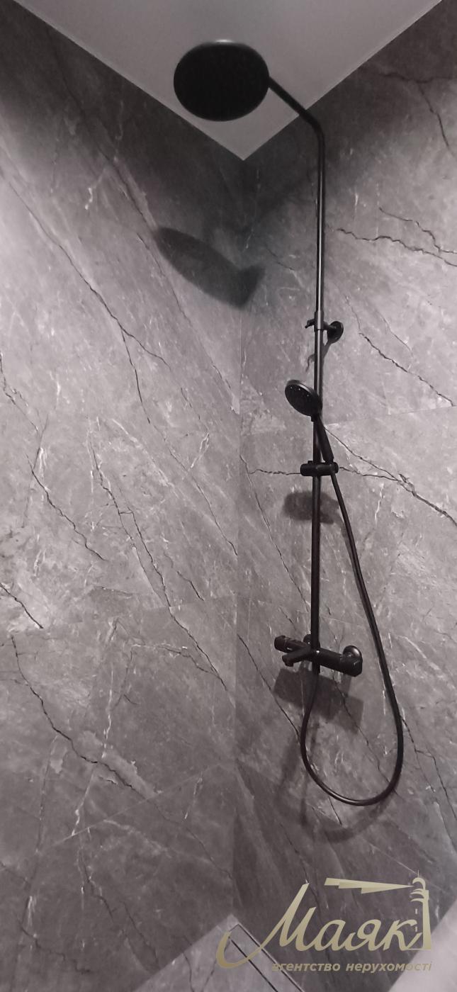 Sale of 1-room apartment 46 m2 with a terrace in the residential complex Delmar, Dragomirova st.