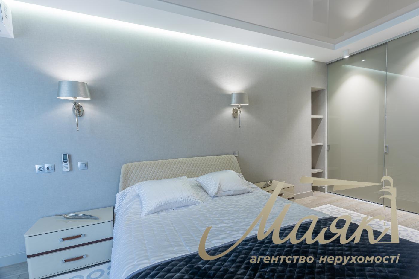 Продаж 3х-кімнатної квартири 108.3м2 вул. Коперника, Шевченківський район, Лук'янівка, Київ