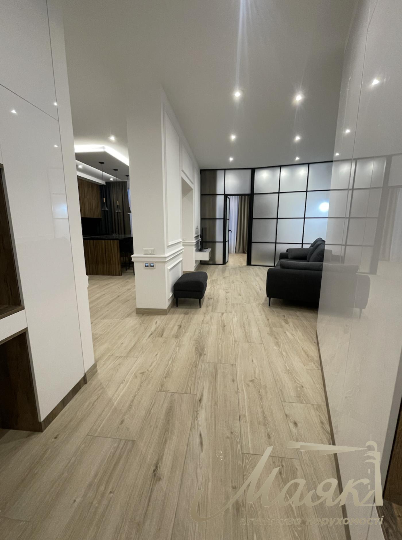 Аренда квартира ЖК Skyline Скайлайн Коновальца Евгения Печерск