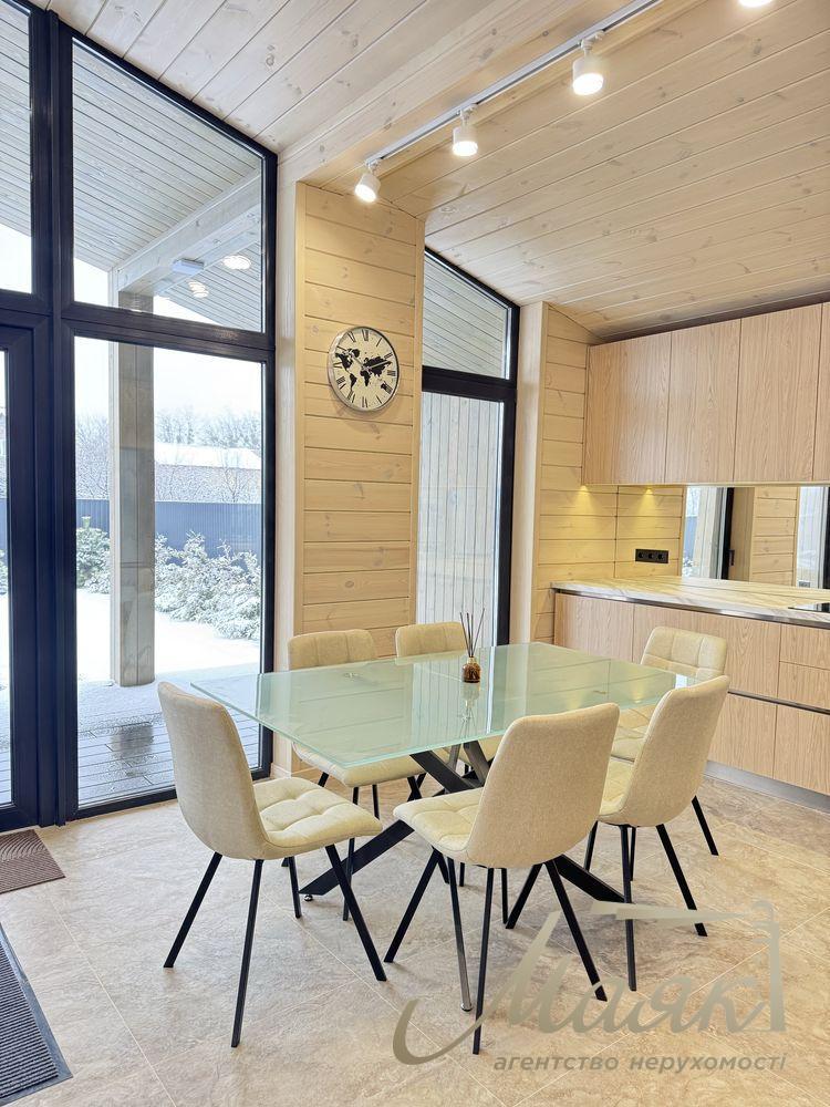 Оренда автономного будинку 140м2 в стилі барнхаус з басейном у Рославичах