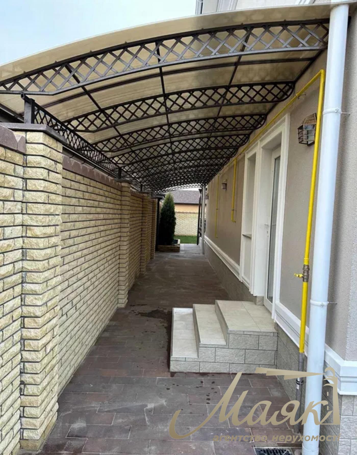 Продажа дома в КГ Роскошное, село Романков, Обуховская траса