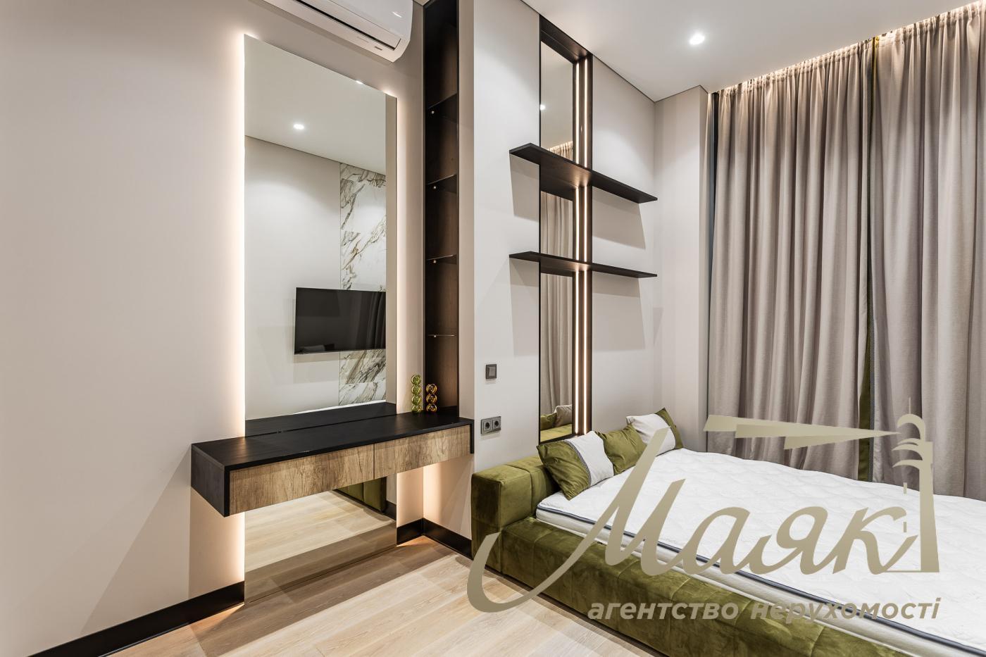 Продажа видовой 1-комнатной квартиры 65 м2 в клубном доме Hidden, ул. Садово-Ботаничная, Печерский р-н