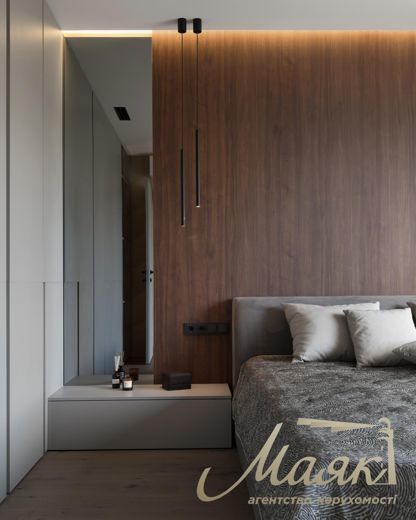 Sale of 2-storey townhouse 296m2, (3.5 hundredths) Kozin