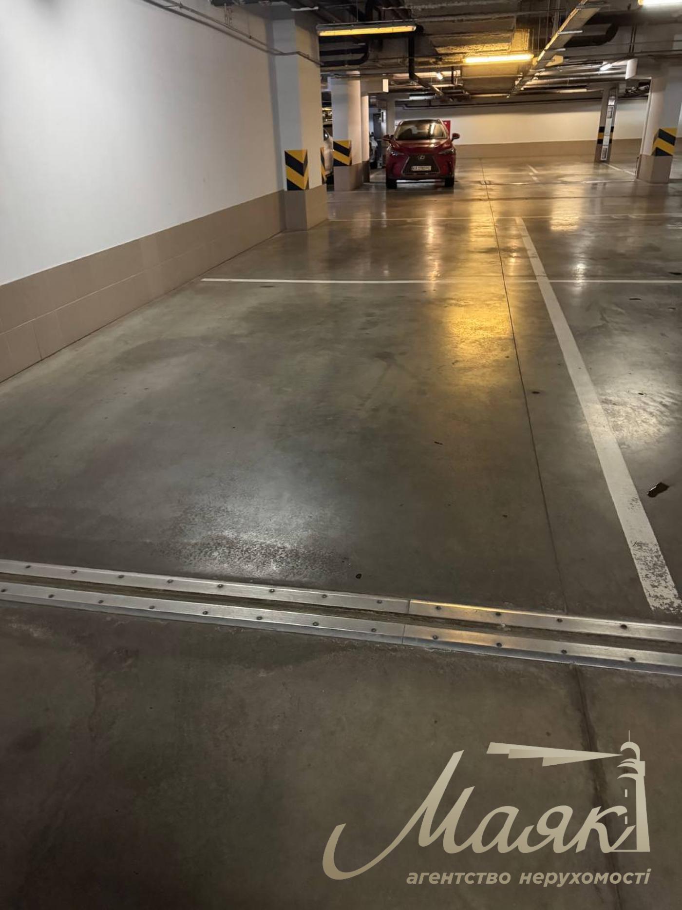 Ferry house for rent LCD Novopecherskie Lipki, Dragomirova 3, Pechersky district