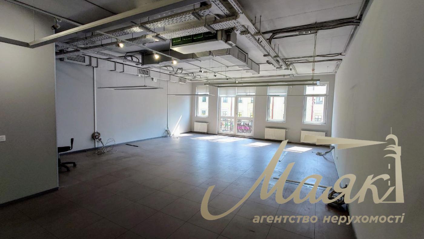 Оренда офісу 521м2 у БЦ на Контрактовій