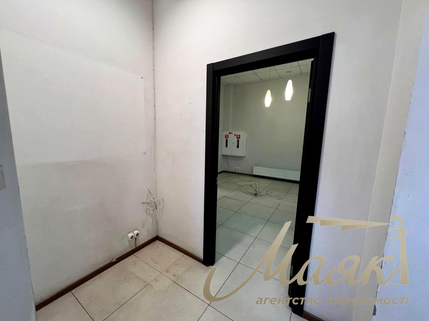 Продажа комерческого помещения 235м2 в ЖК Новопечерские Липки, Андрея Верхогляда ул. (Михайла Драгомирова), 16