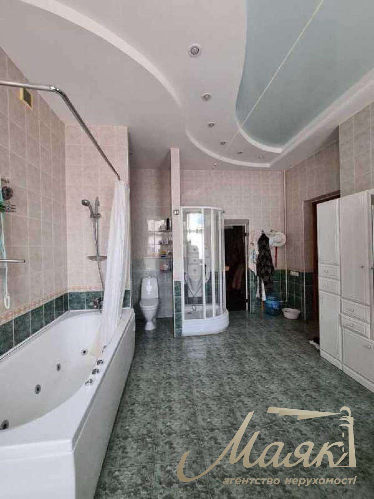 Sale of 2-level apartment 326 m2 st.Institutskaya 13/4 Khreshchatyk