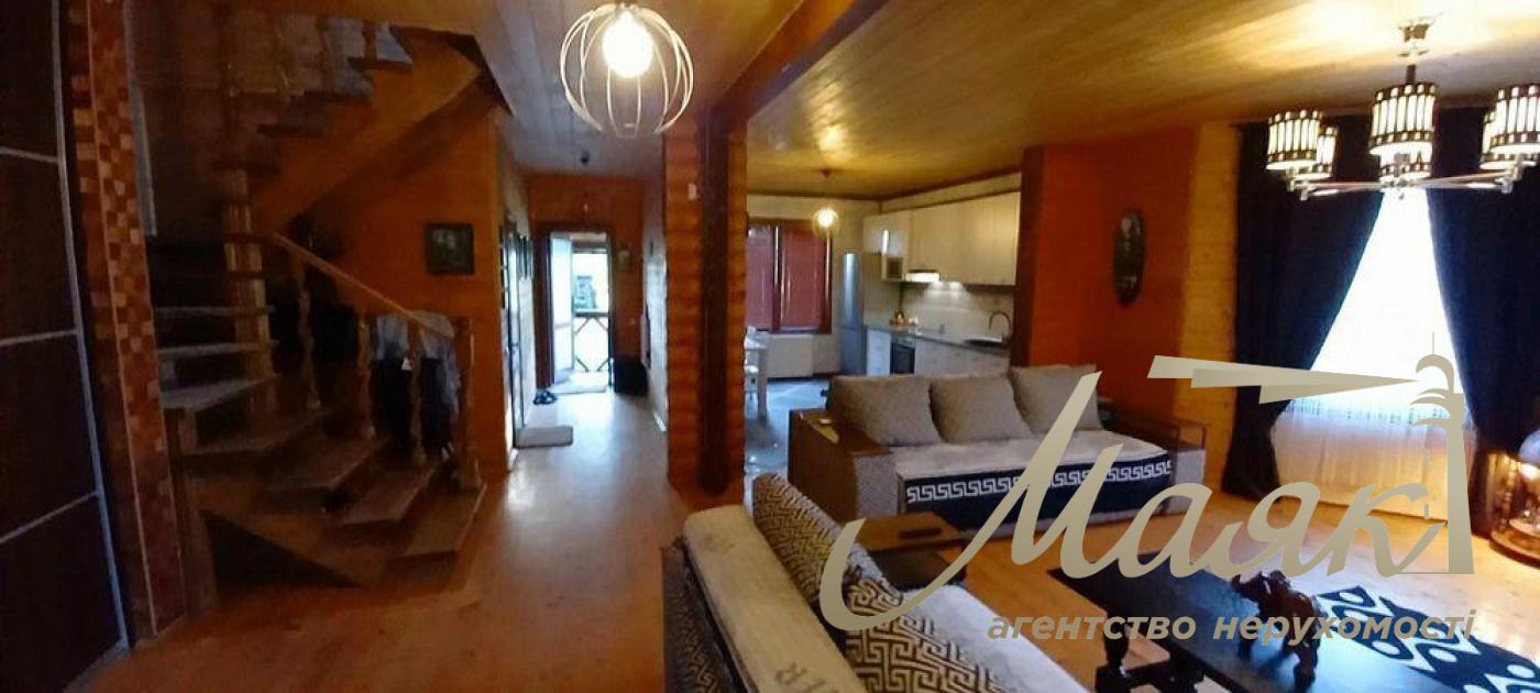 Sale of a 2-storey house 157m2 from a log, in the village of Kozin, Obukhov district, Kiev region