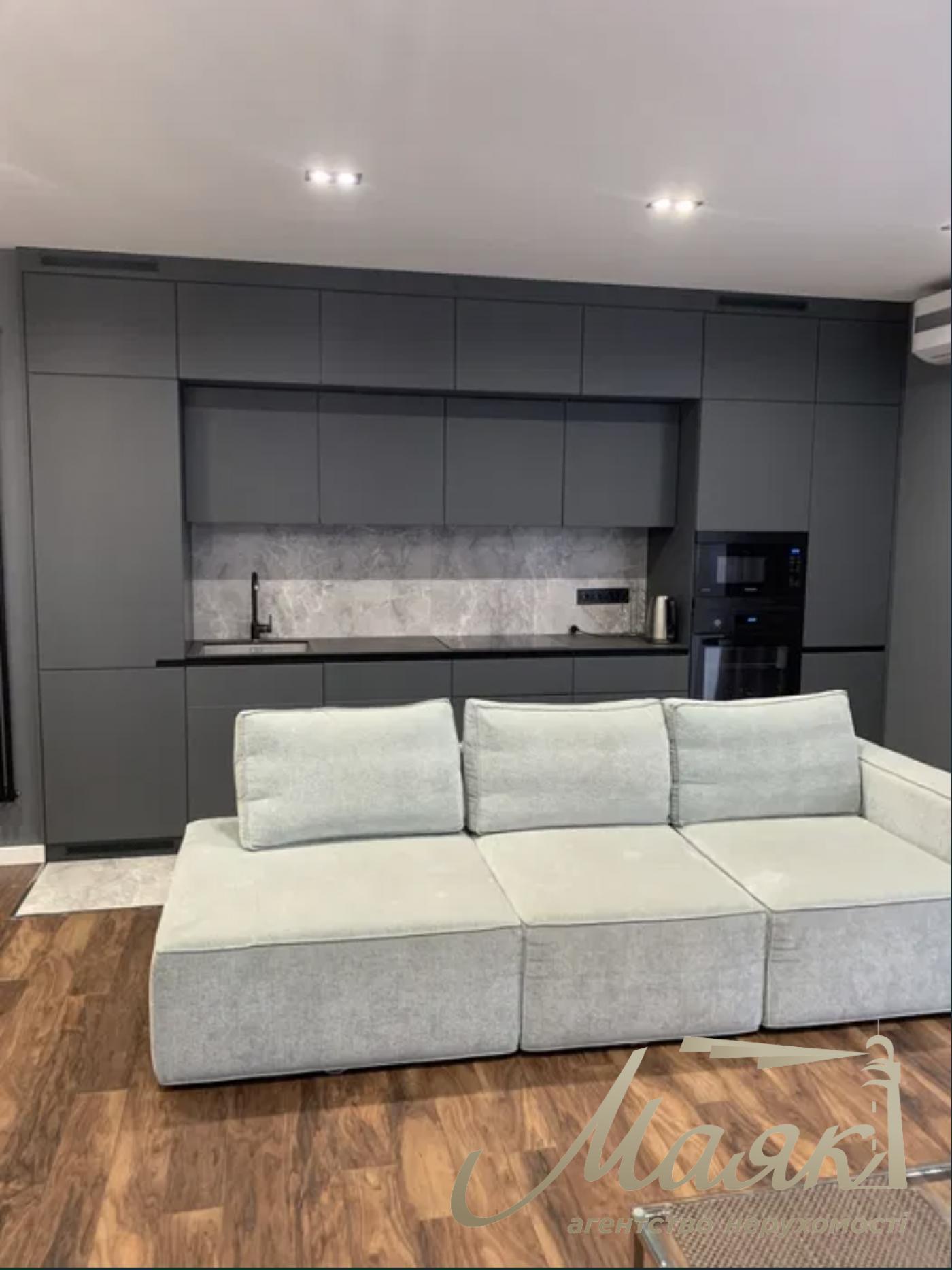 Продаж 3-кімнатної квартири в ЖК Французький квартал 2