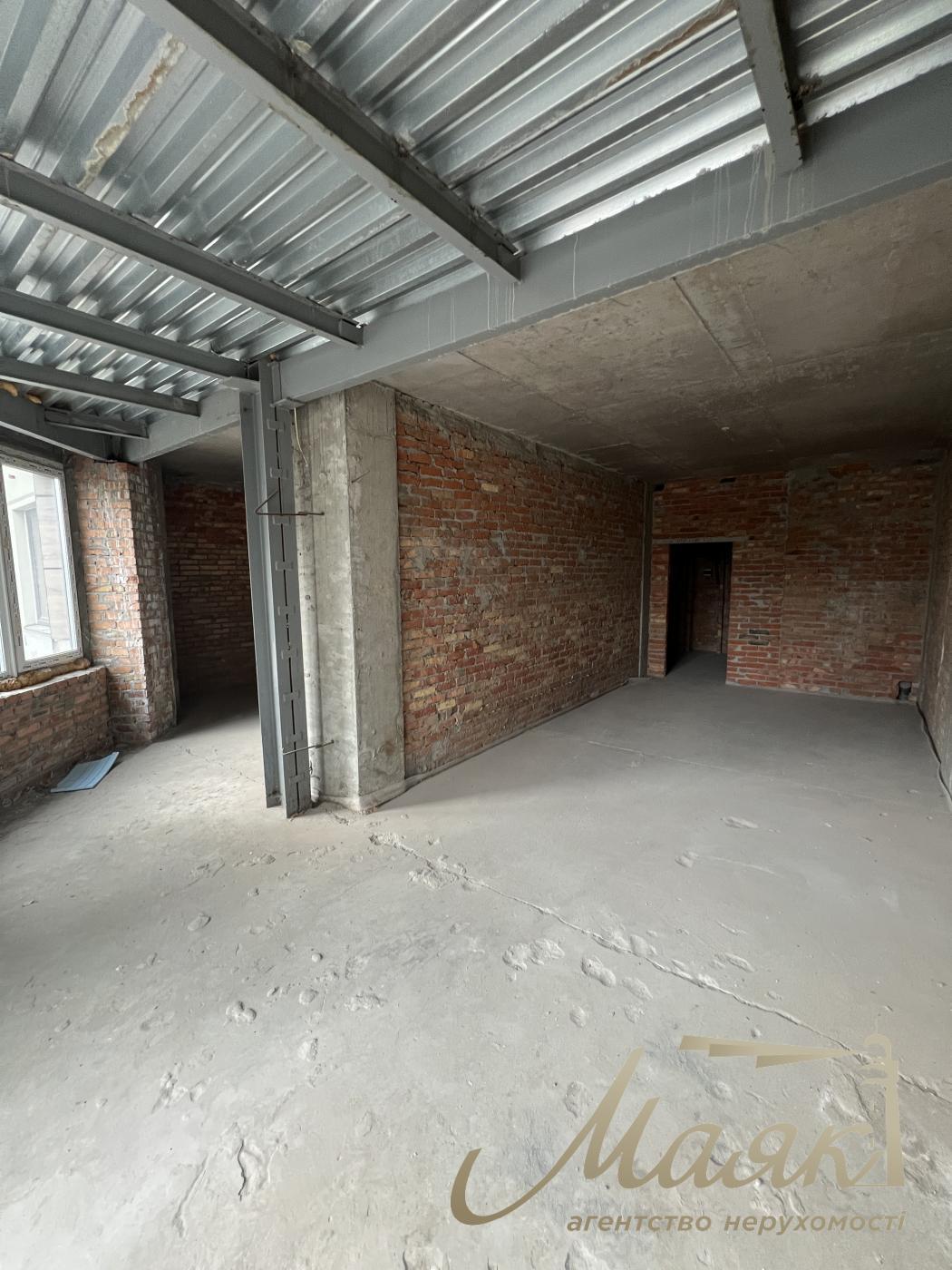 Продаж 2к квартири з терасою ЖК Delmar