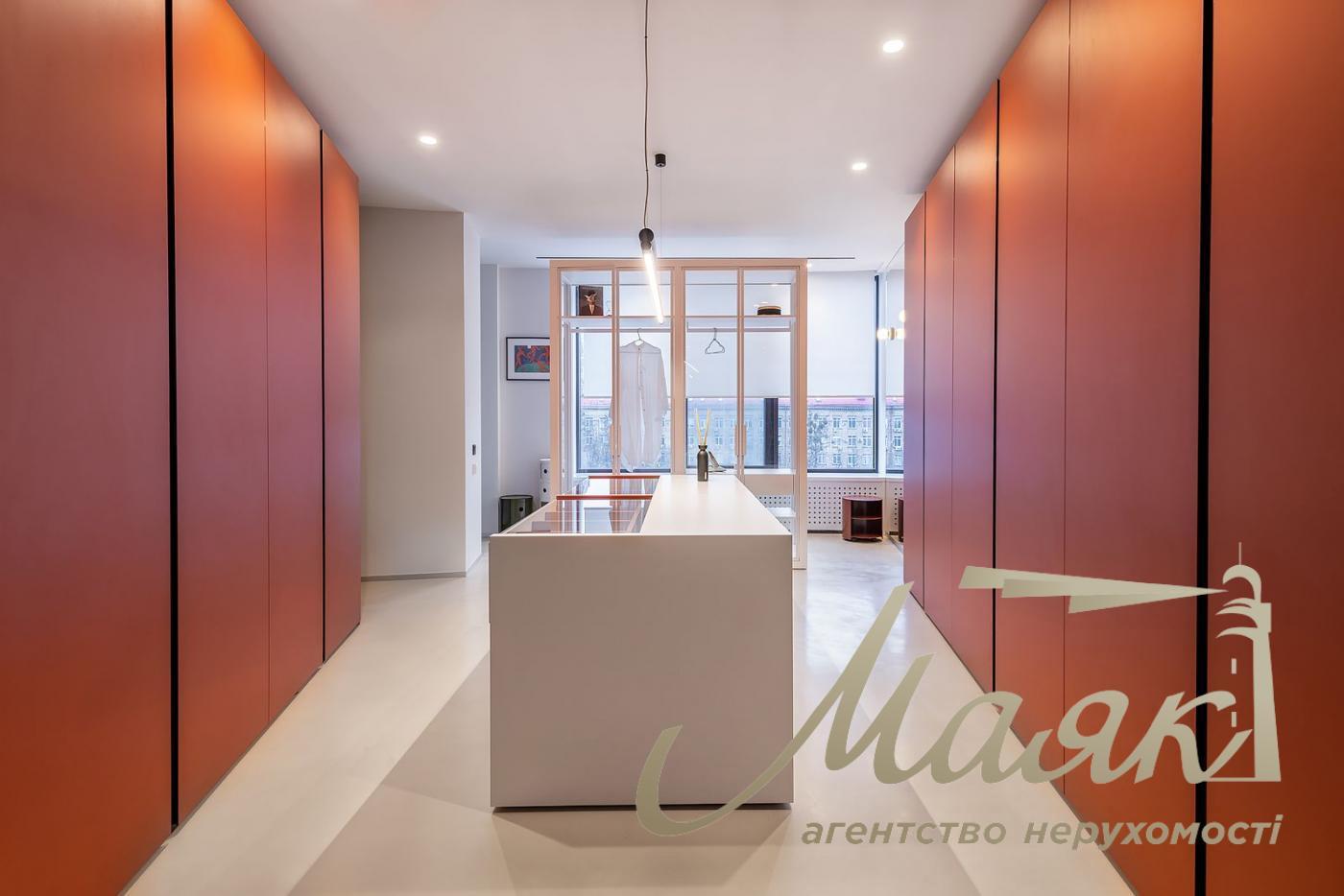 Продаж квартири в ЖК SkyLine