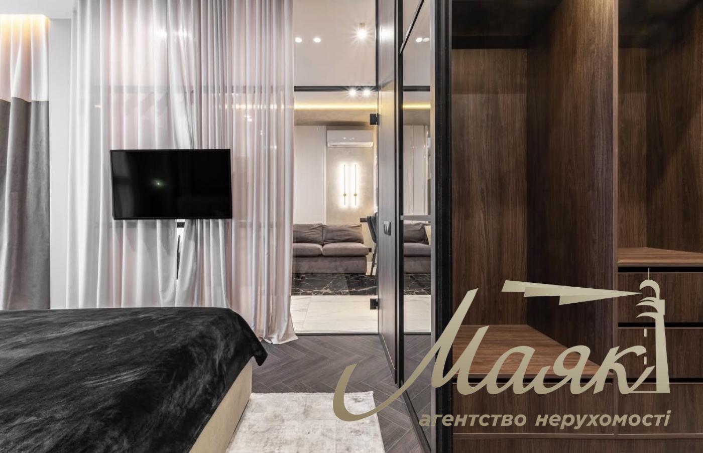 Продаж 2х-кімнатної квартири 48м2 в ЖК Новопечерські липки, Андрія Верхогляда/Драгомирова, Печерськ, Київ