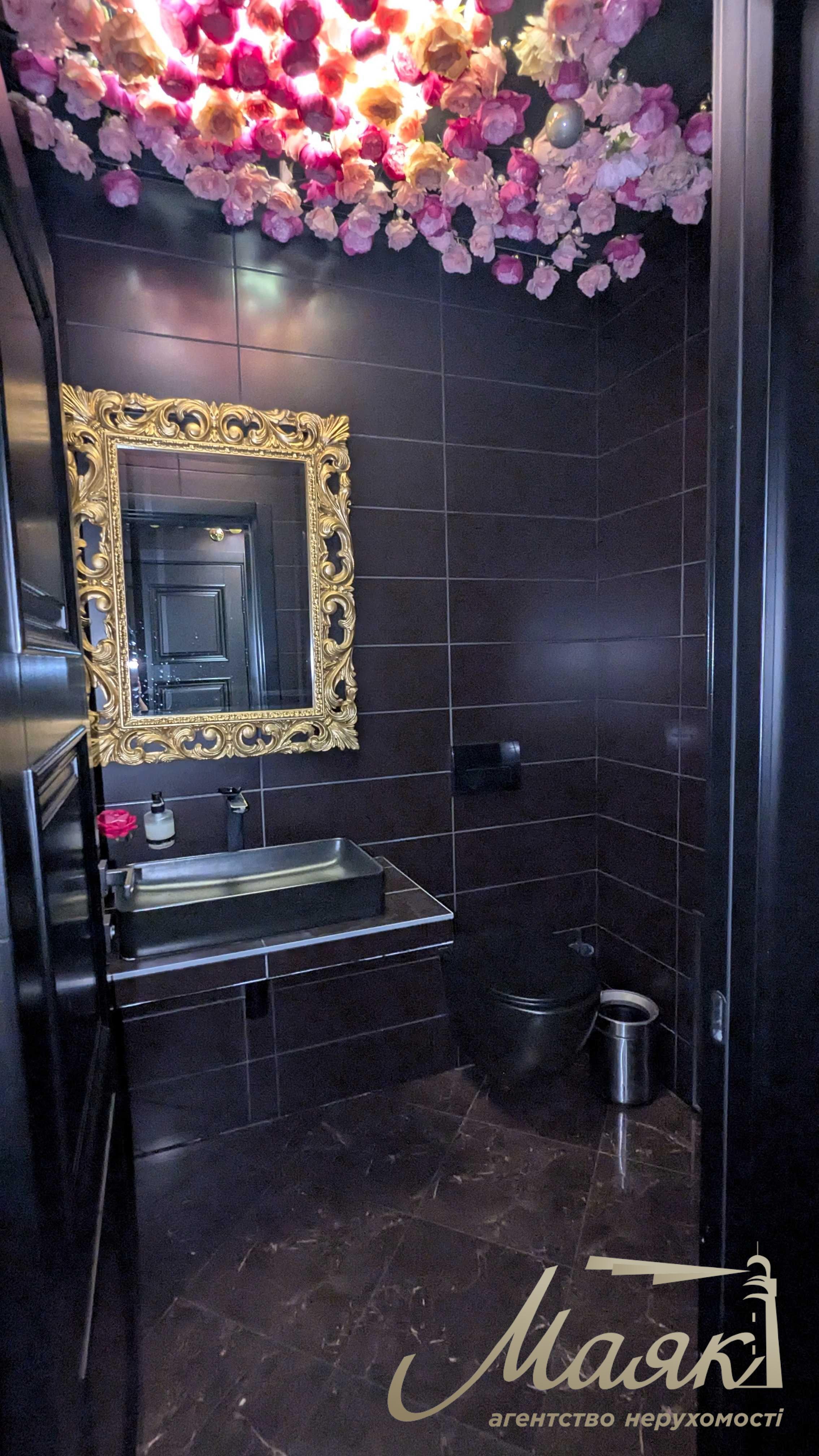 Аренда фасадного помещения под ресторан, салон, шоу-рум, Мазепы 18/19, Арсенальная