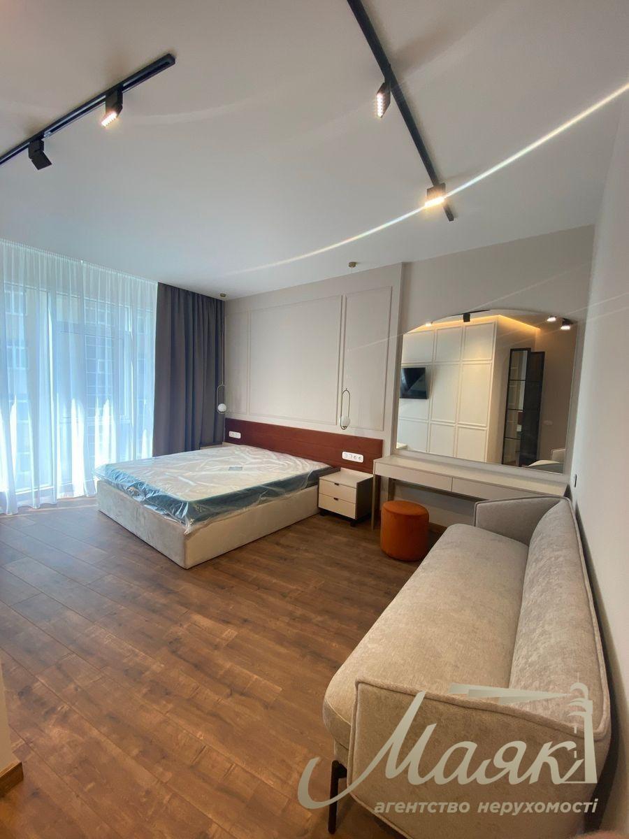 Оренда 4-х кімнтаної квартири в ЖК Busov Hill, Звіринецька.